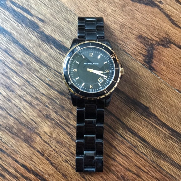 Michael Kors black and gold ceramic watch main image 6